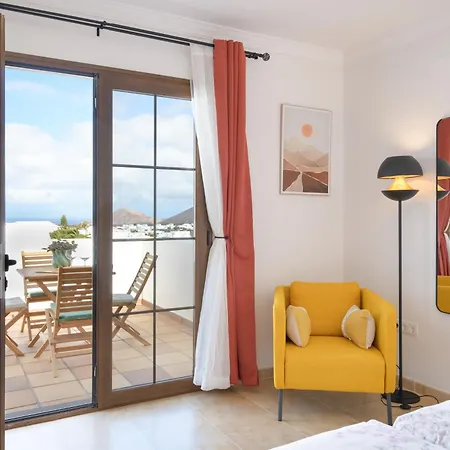 Casa Sylkartimanfaya بيت للعطل